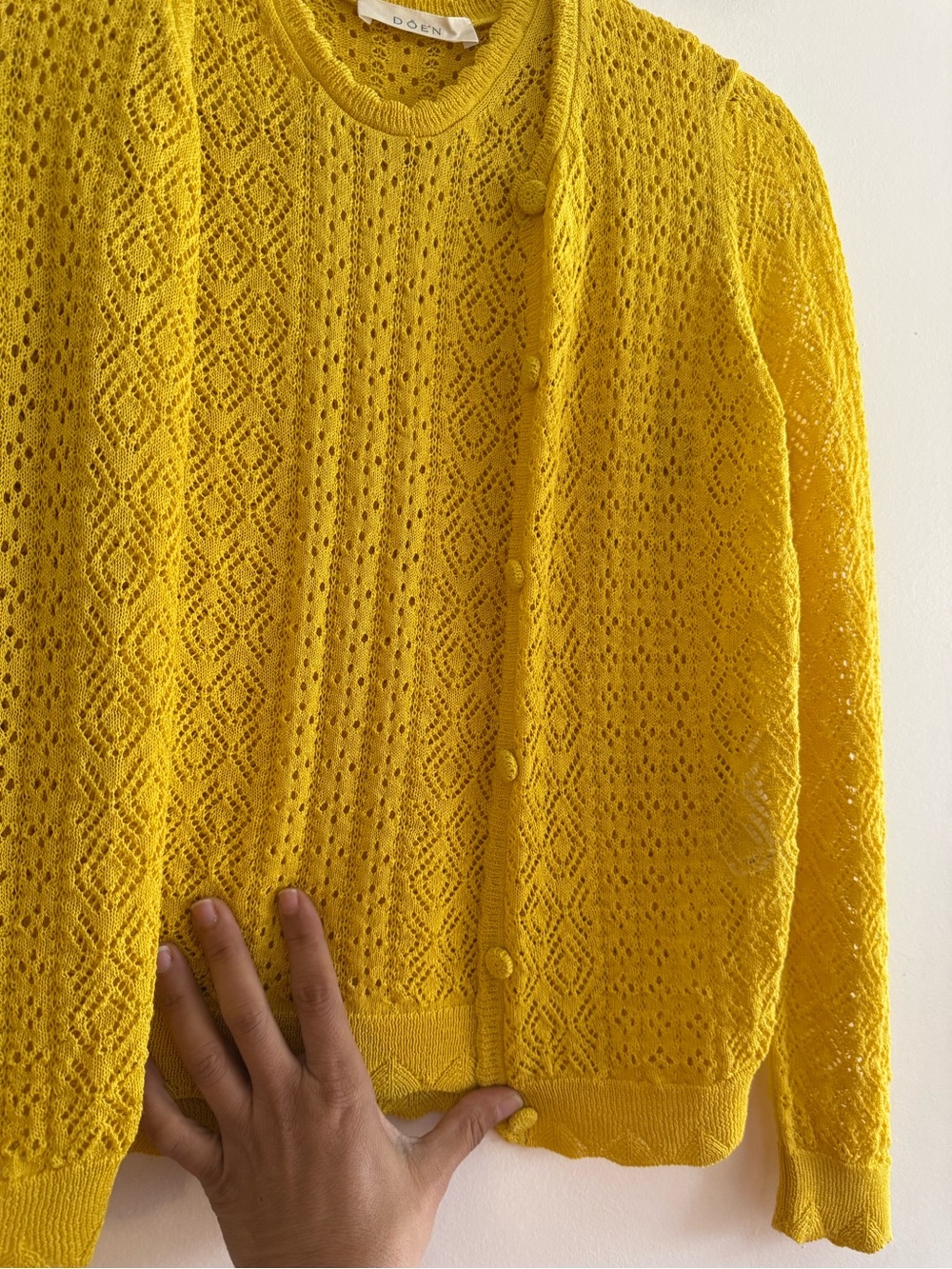 Doen Set Cardigan and Sweater Vest - Picture 11 of 16